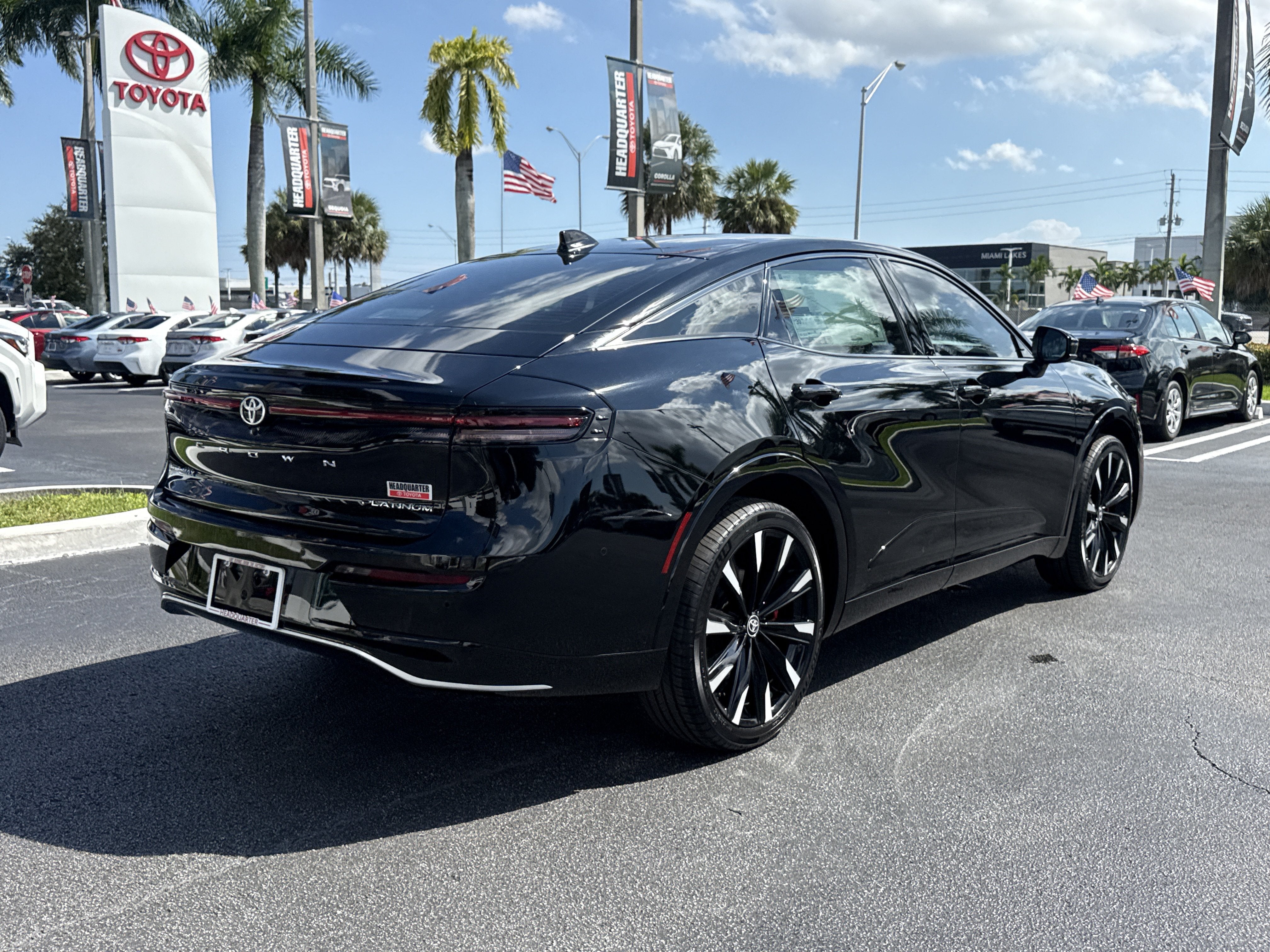 2027 Toyota Toyota Crown Platinum