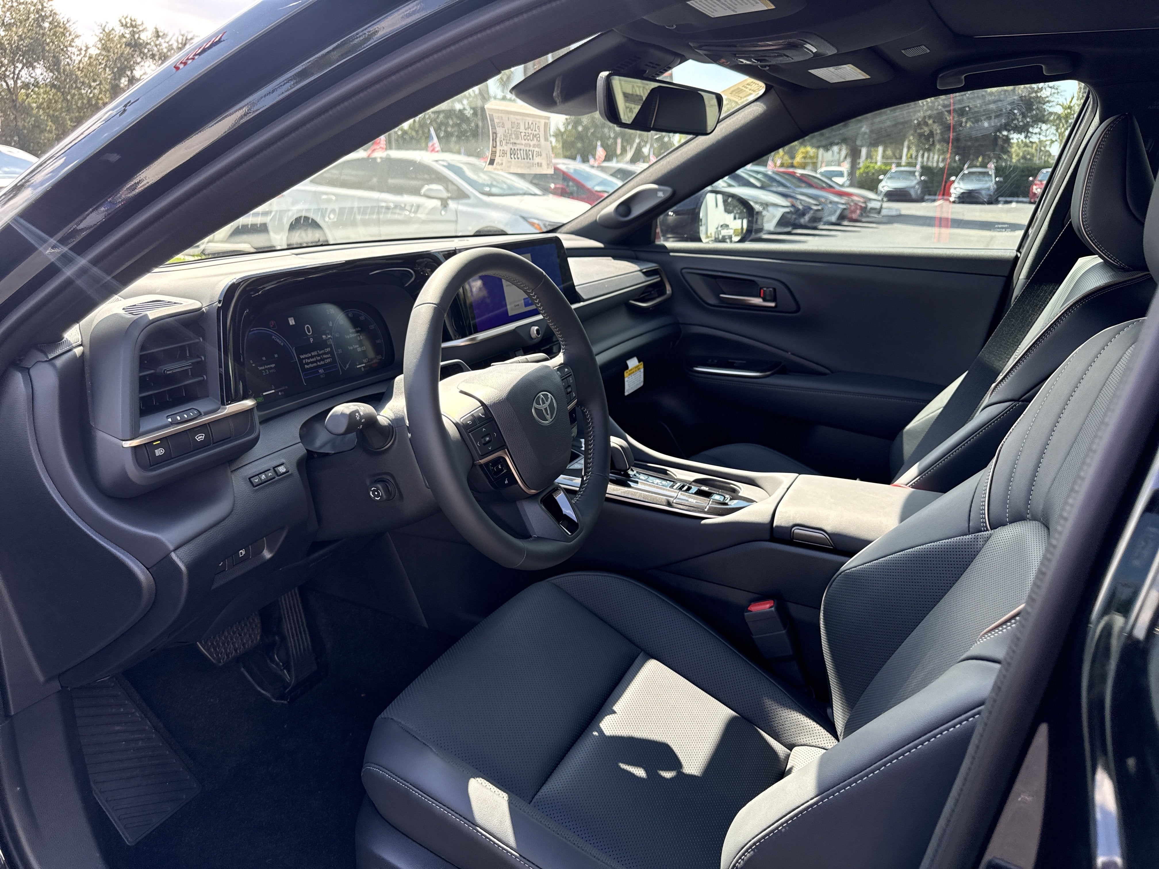 2027 Toyota Toyota Crown Platinum