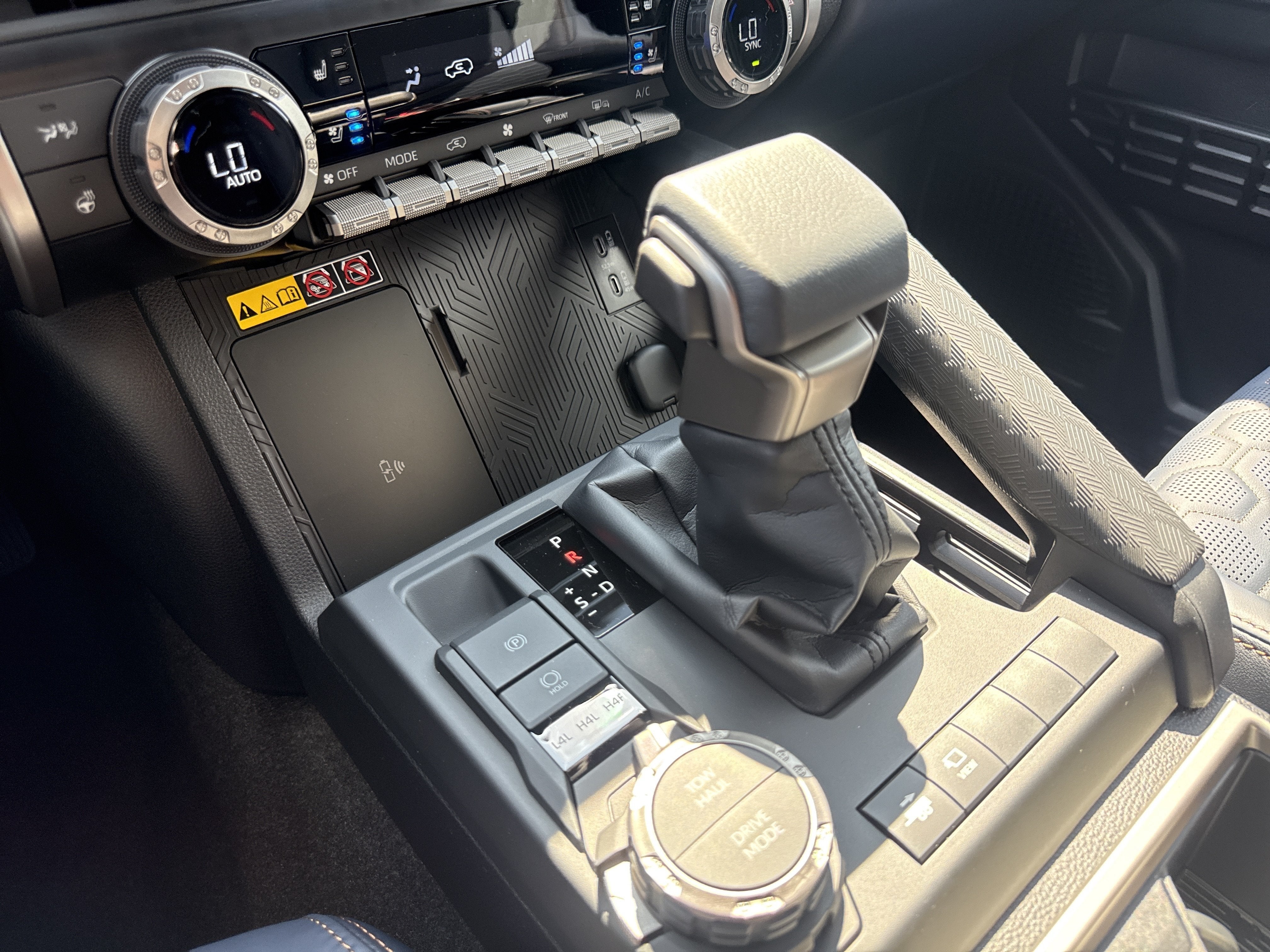 2026 Toyota 4Runner i-FORCE MAX Platinum