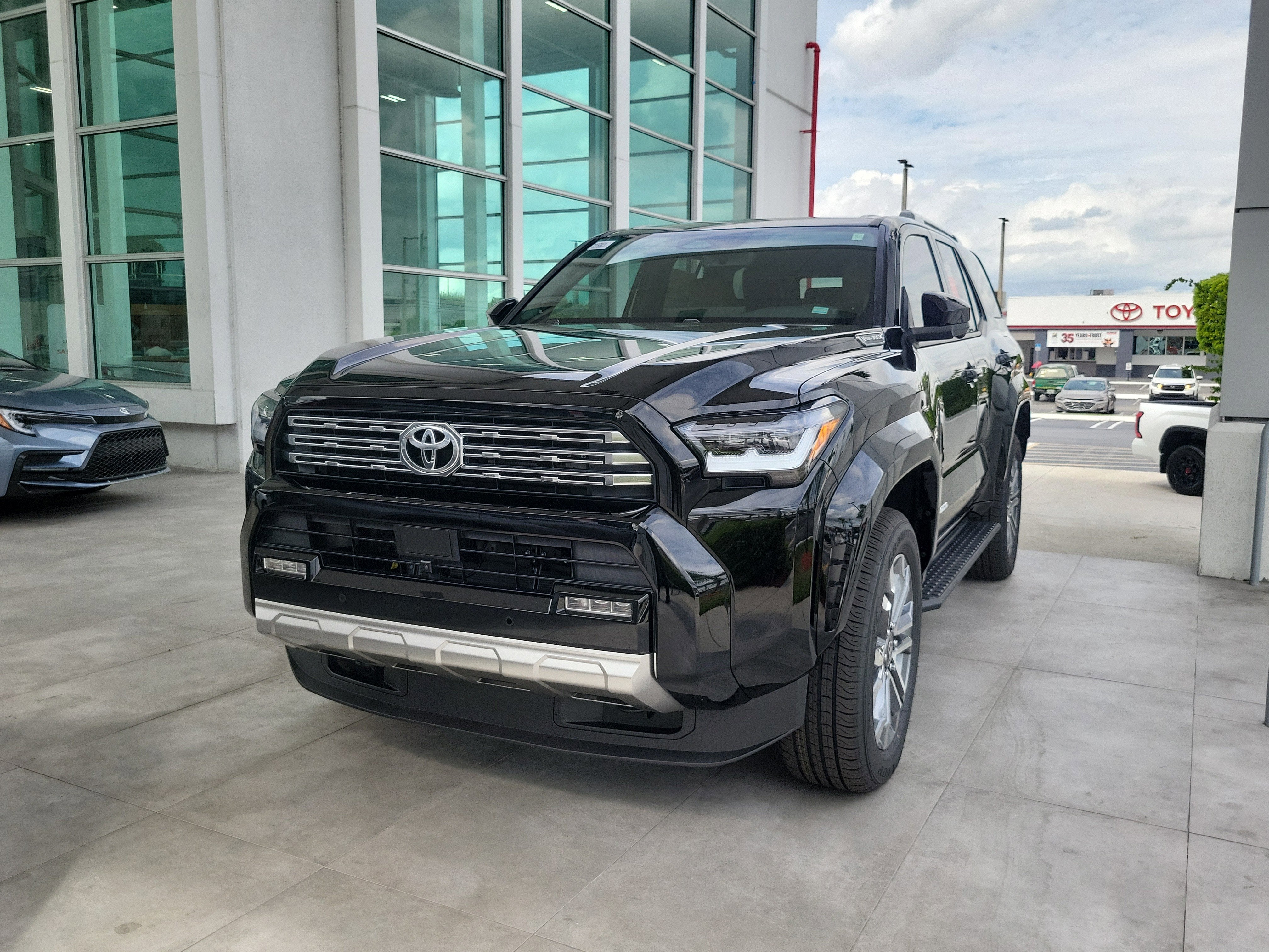2025 Toyota 4Runner Hybrid Limited