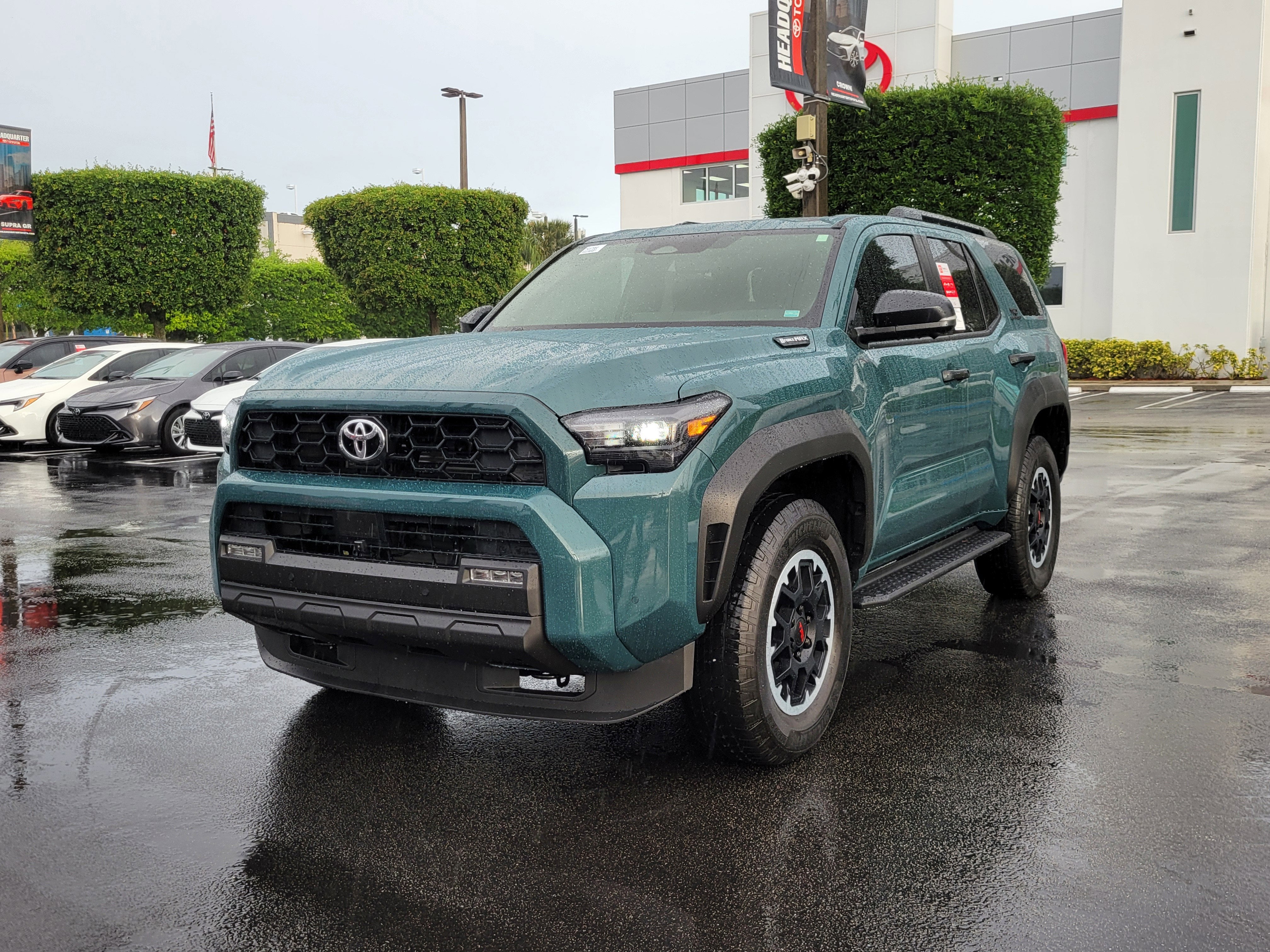2026 Toyota 4Runner i-FORCE MAX TRD Off-Road Premium i-FORCE MAX