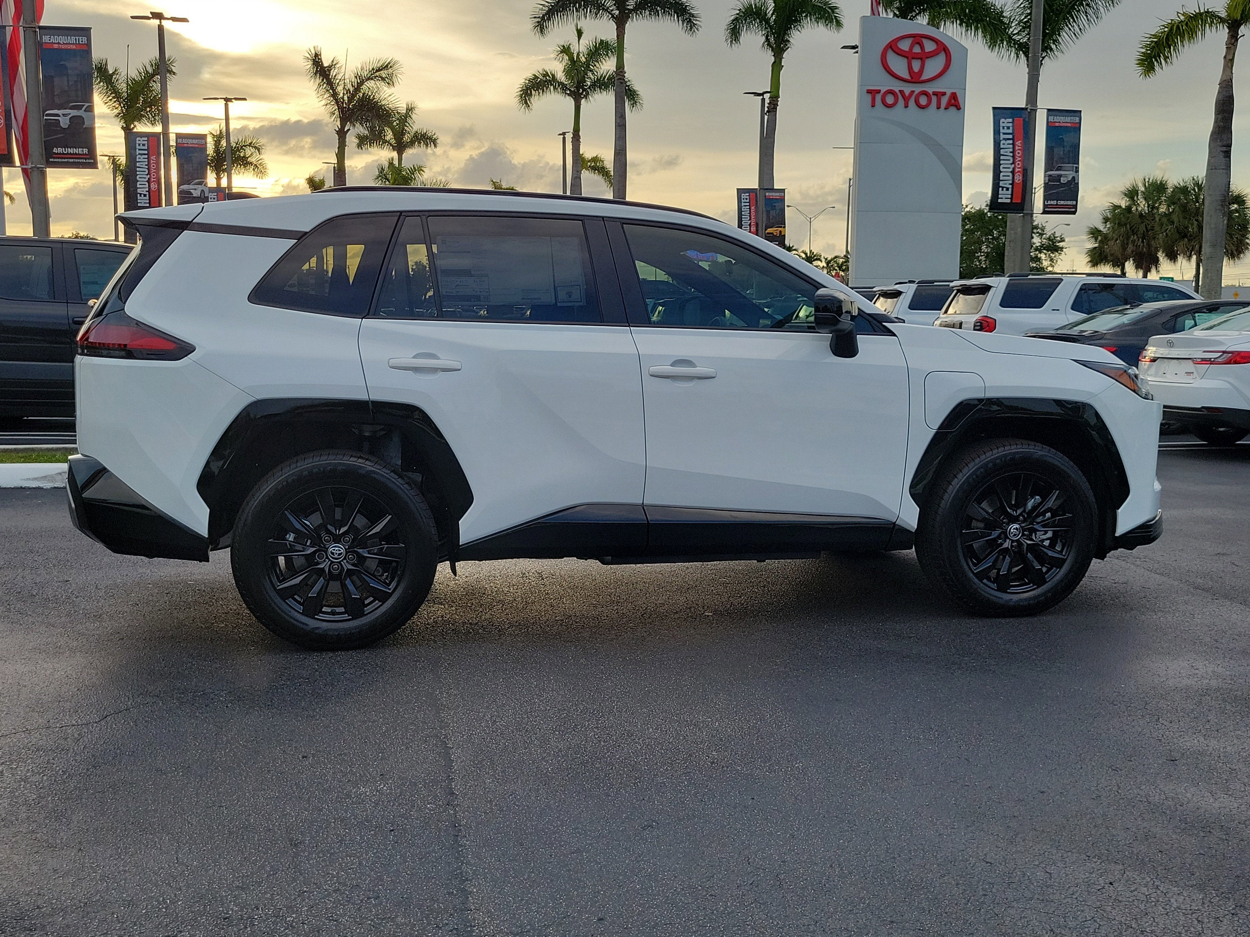 2026 Toyota RAV4 Plug-in Hybrid SE