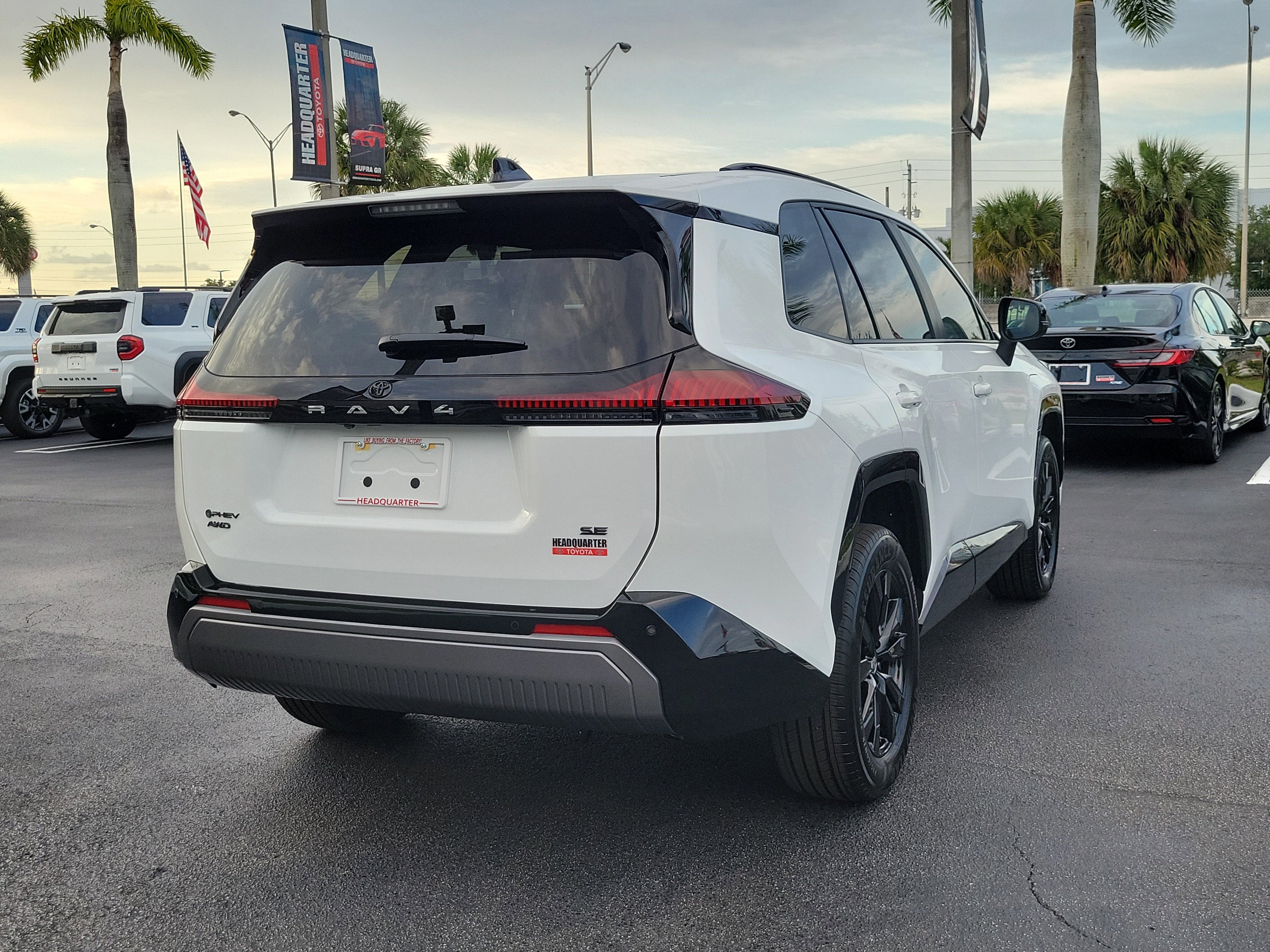 2026 Toyota RAV4 Plug-in Hybrid SE