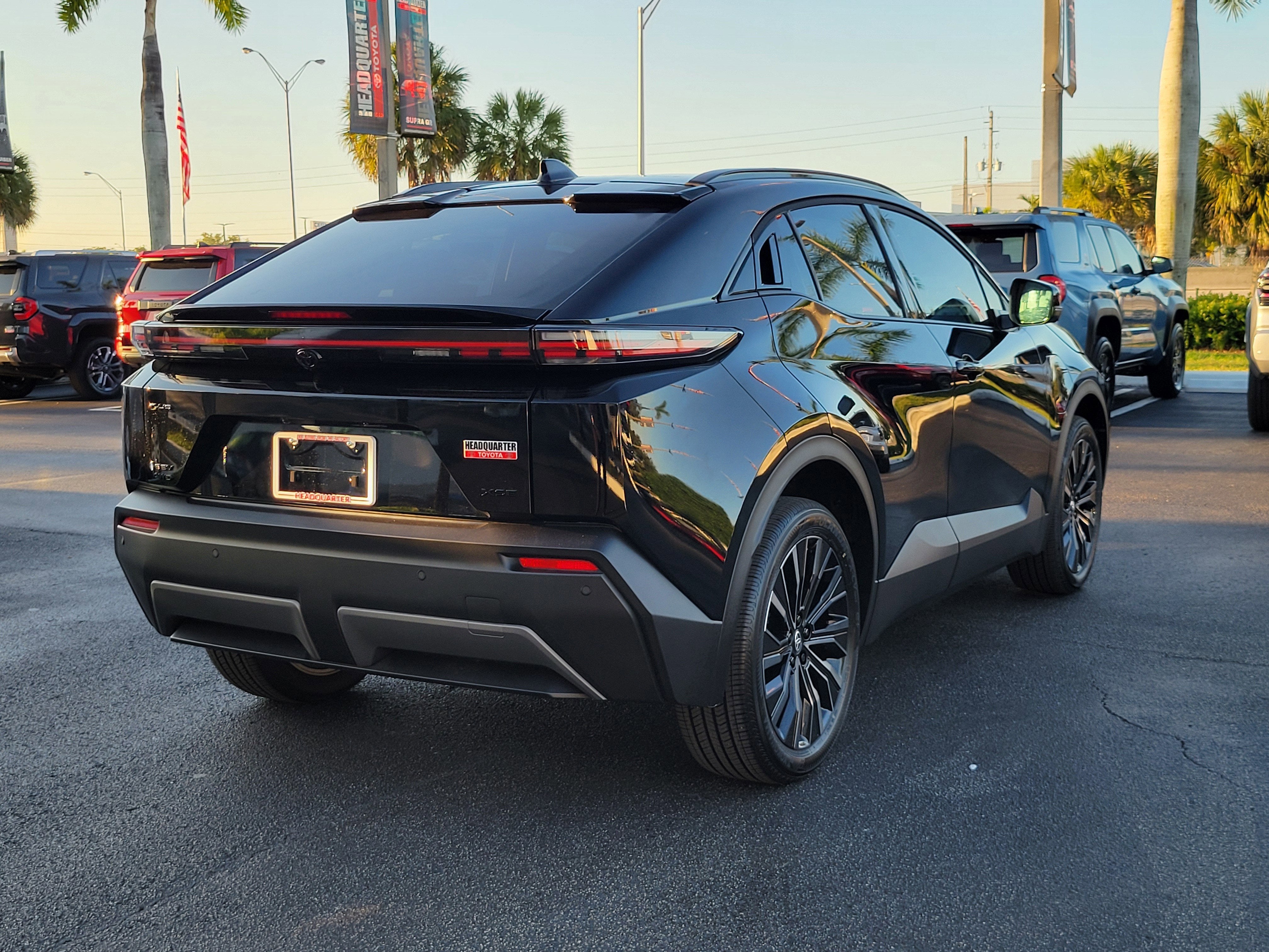 2026 Toyota C-HR XSE