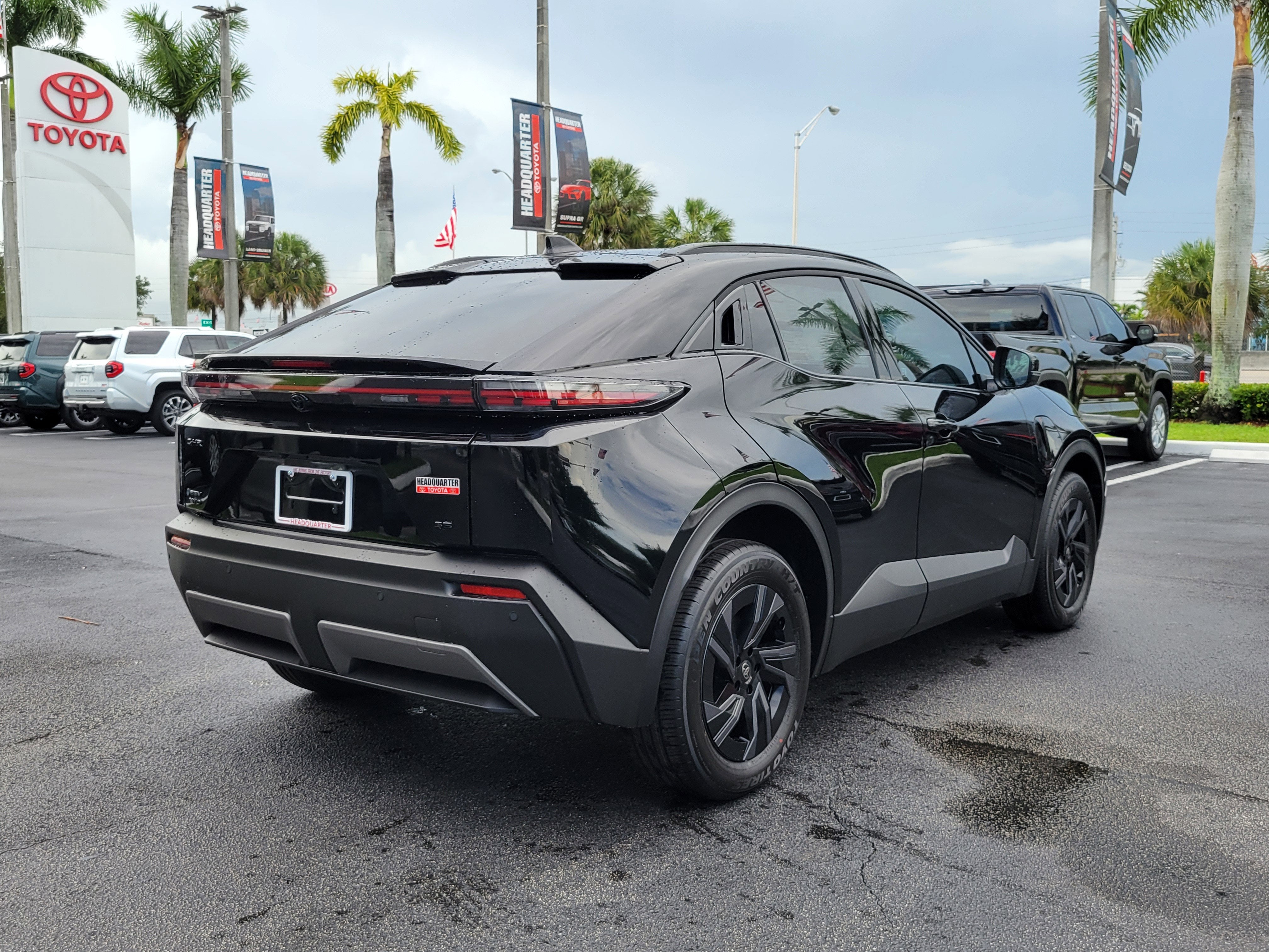 2026 Toyota C-HR SE
