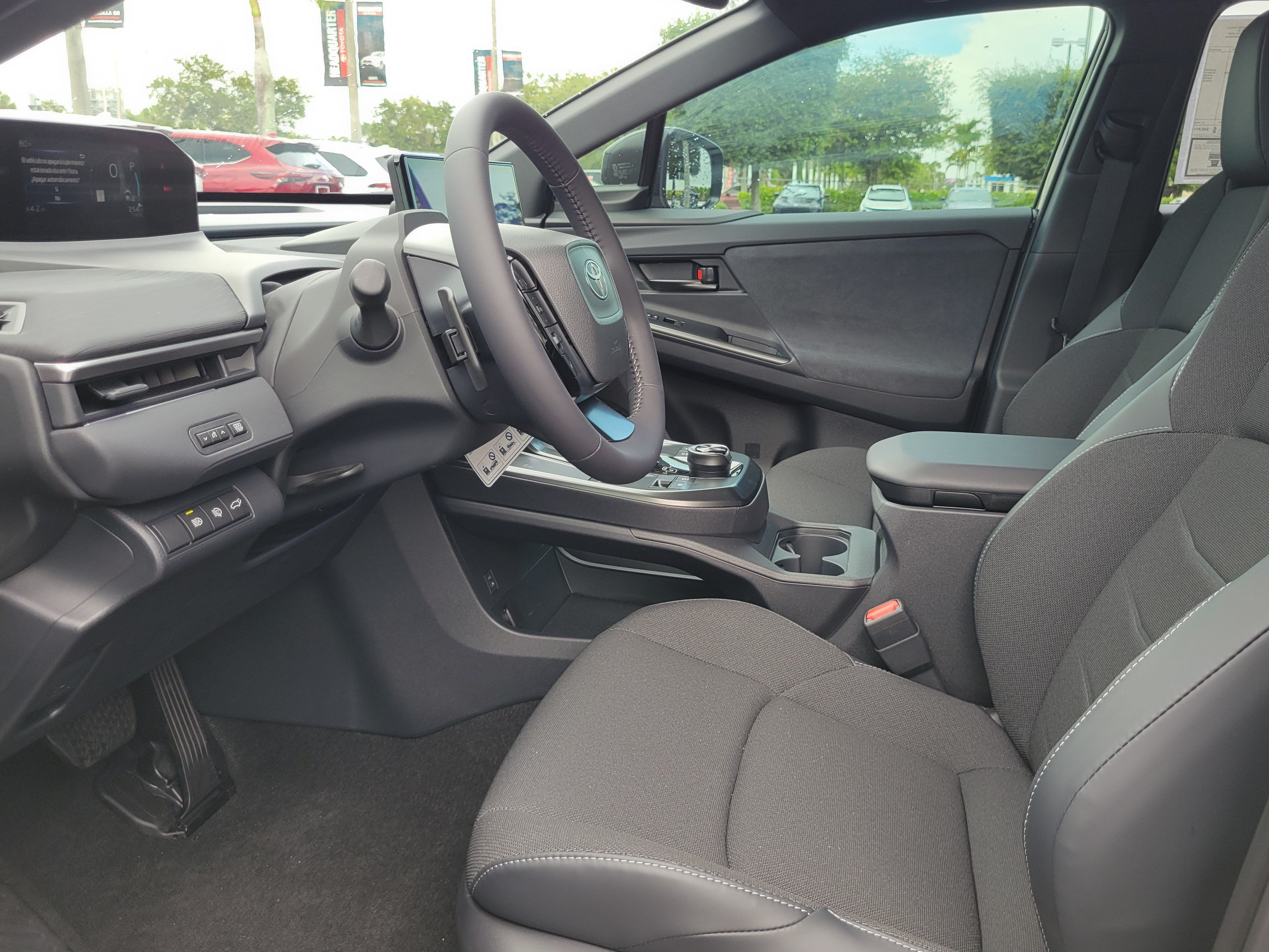 2026 Toyota C-HR SE