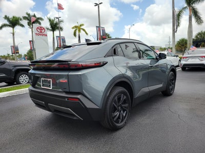 2026 Toyota C-HR SE