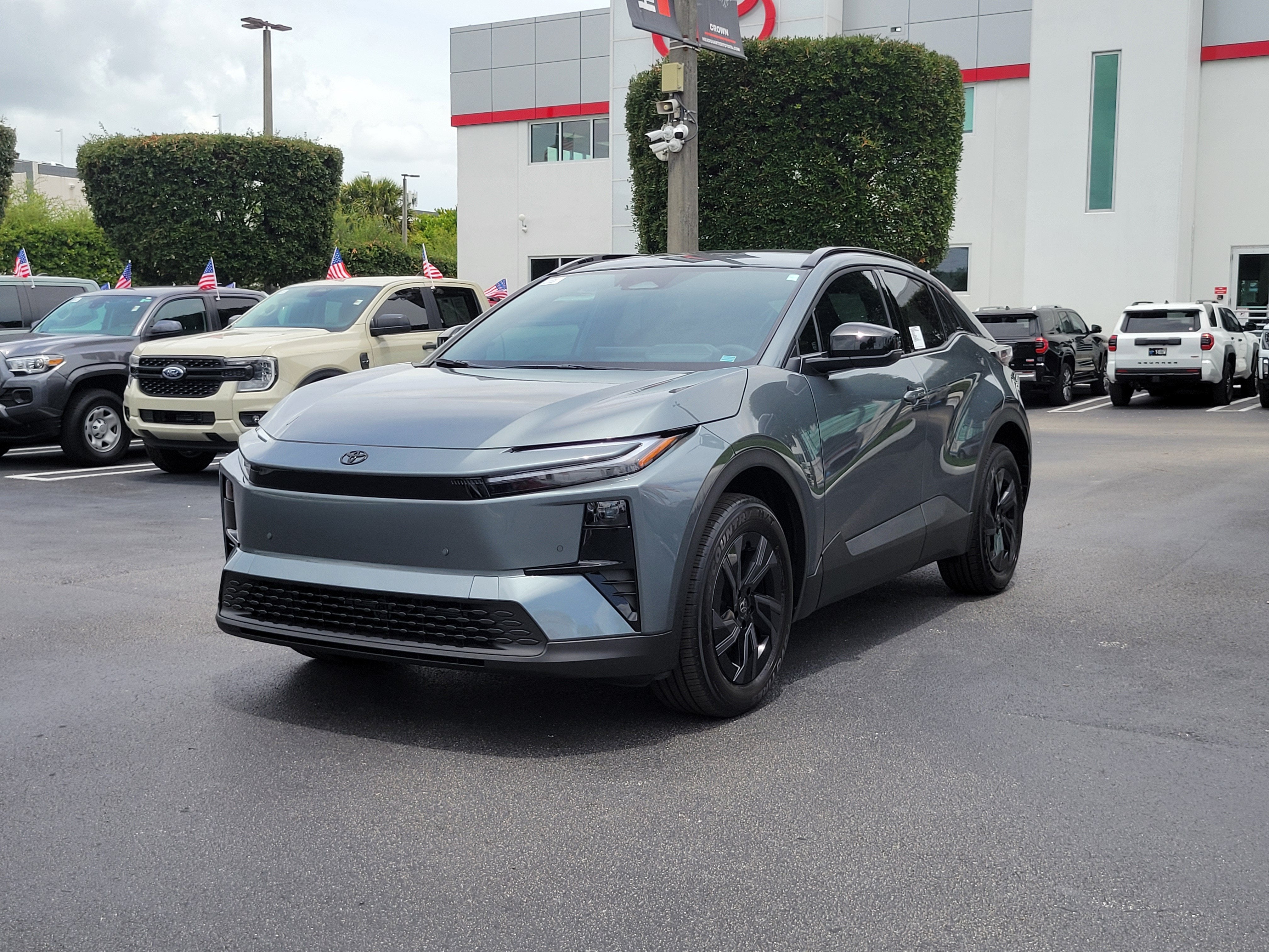 2026 Toyota C-HR SE