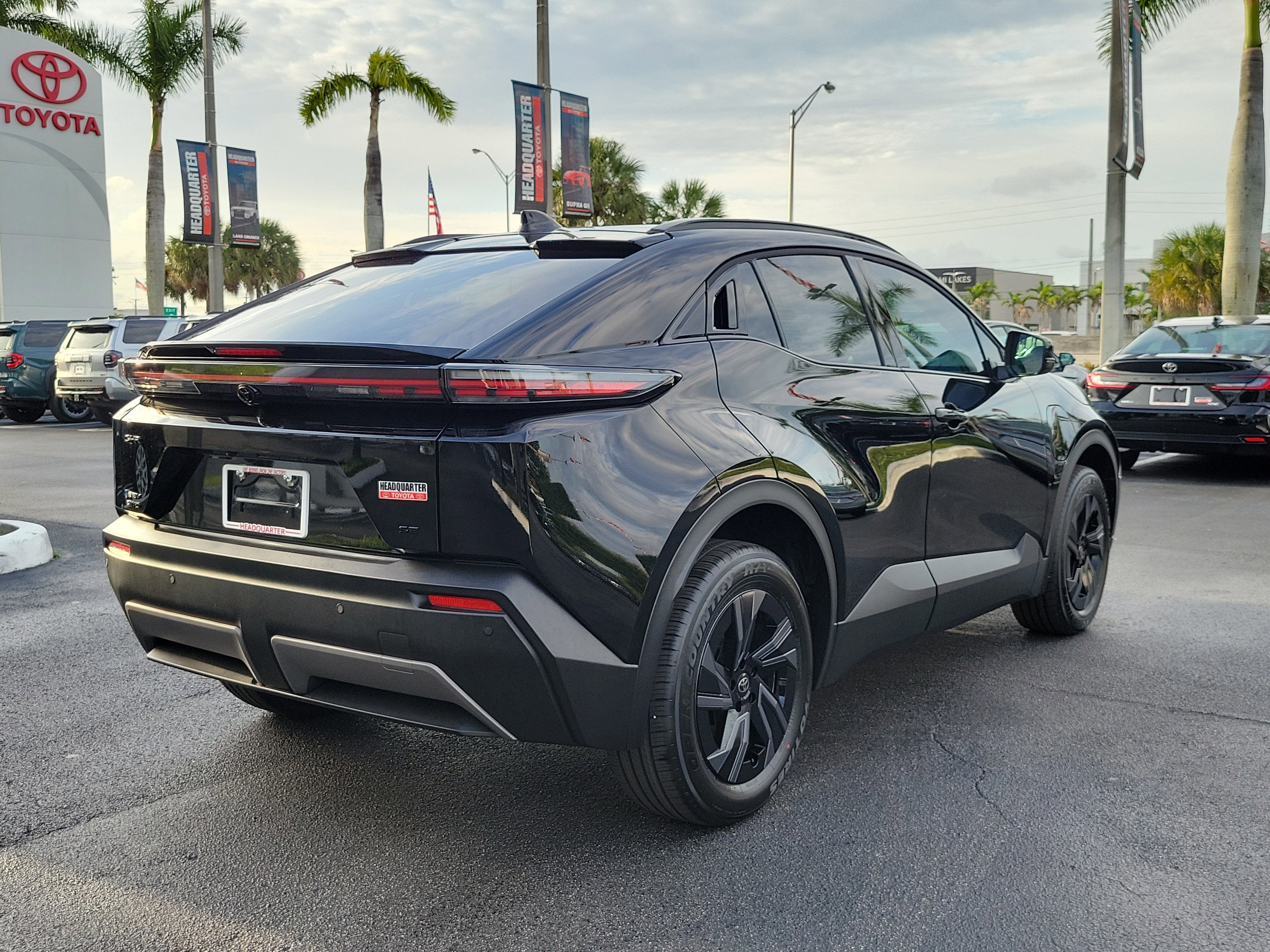 2026 Toyota C-HR SE