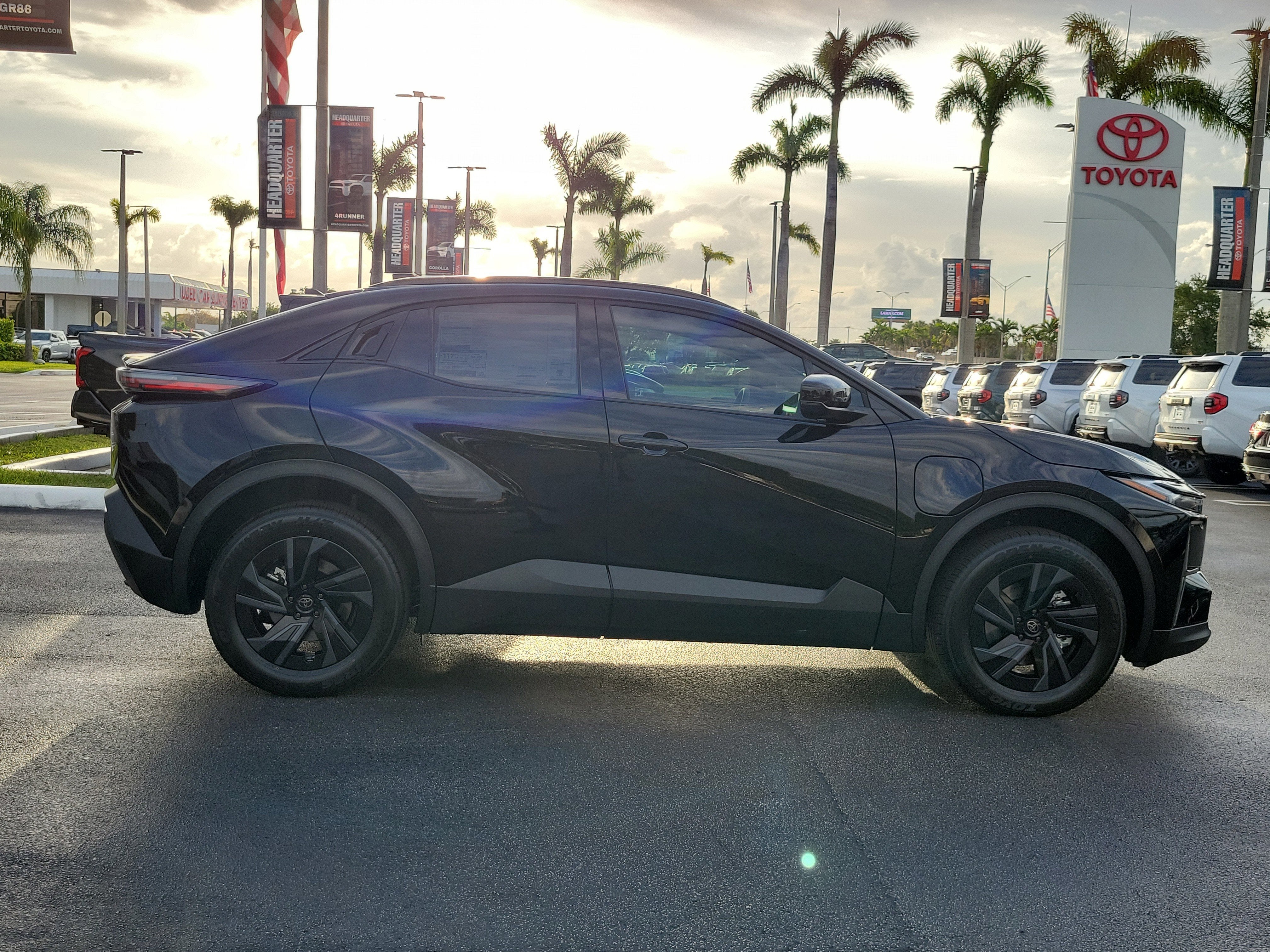 2026 Toyota C-HR SE