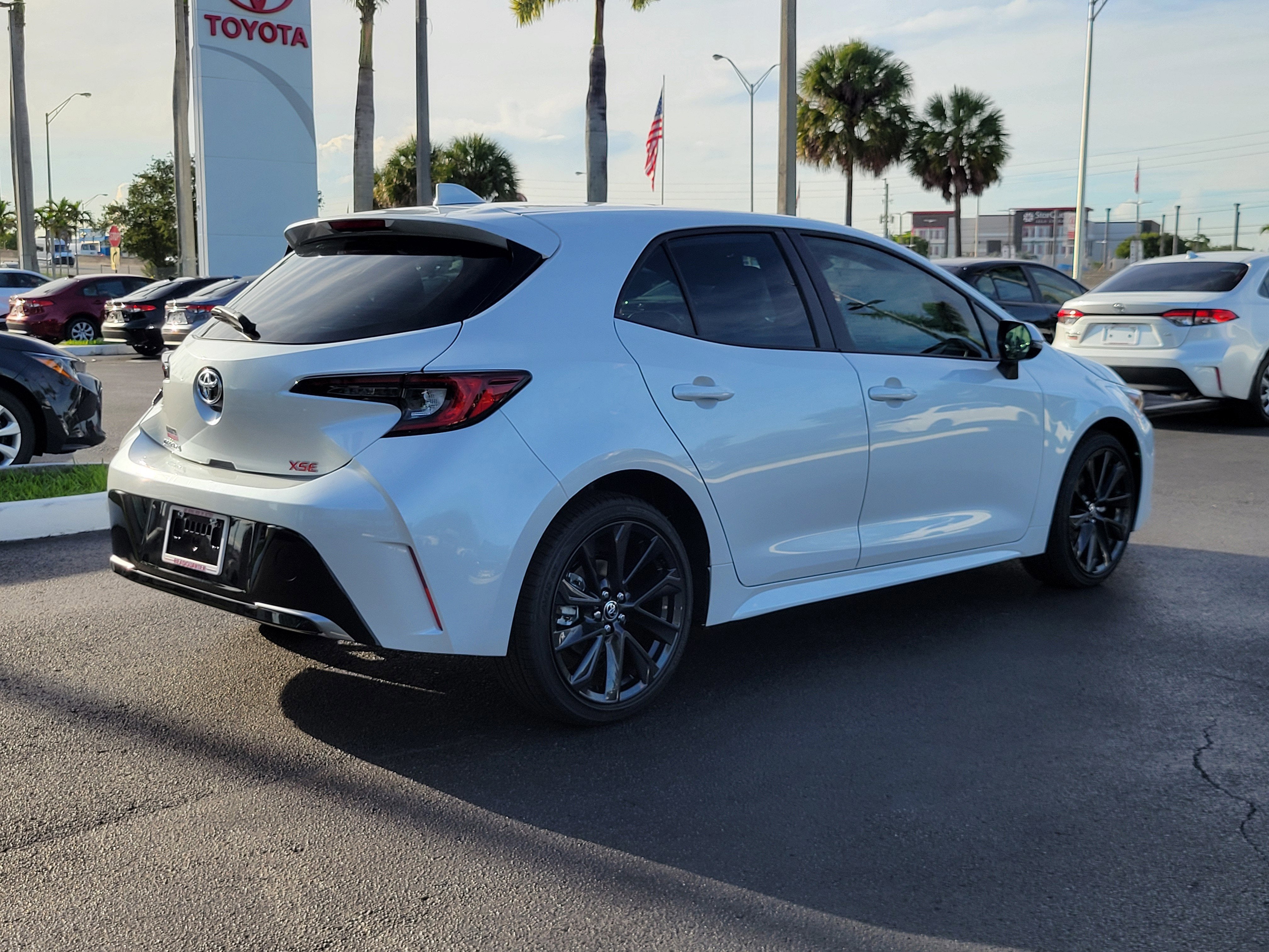 2025 Toyota Corolla Hatchback XSE