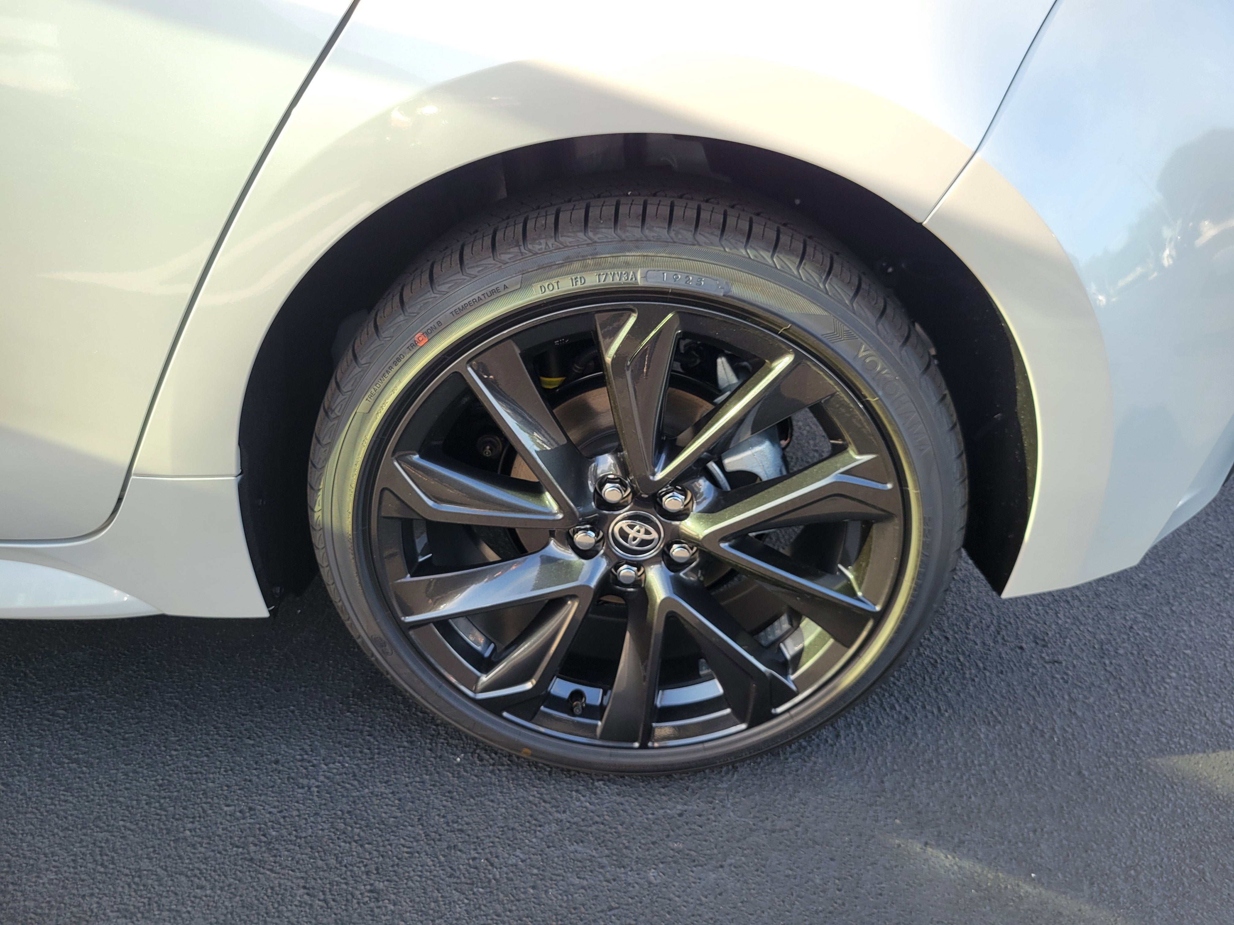 2025 Toyota Corolla Hatchback XSE