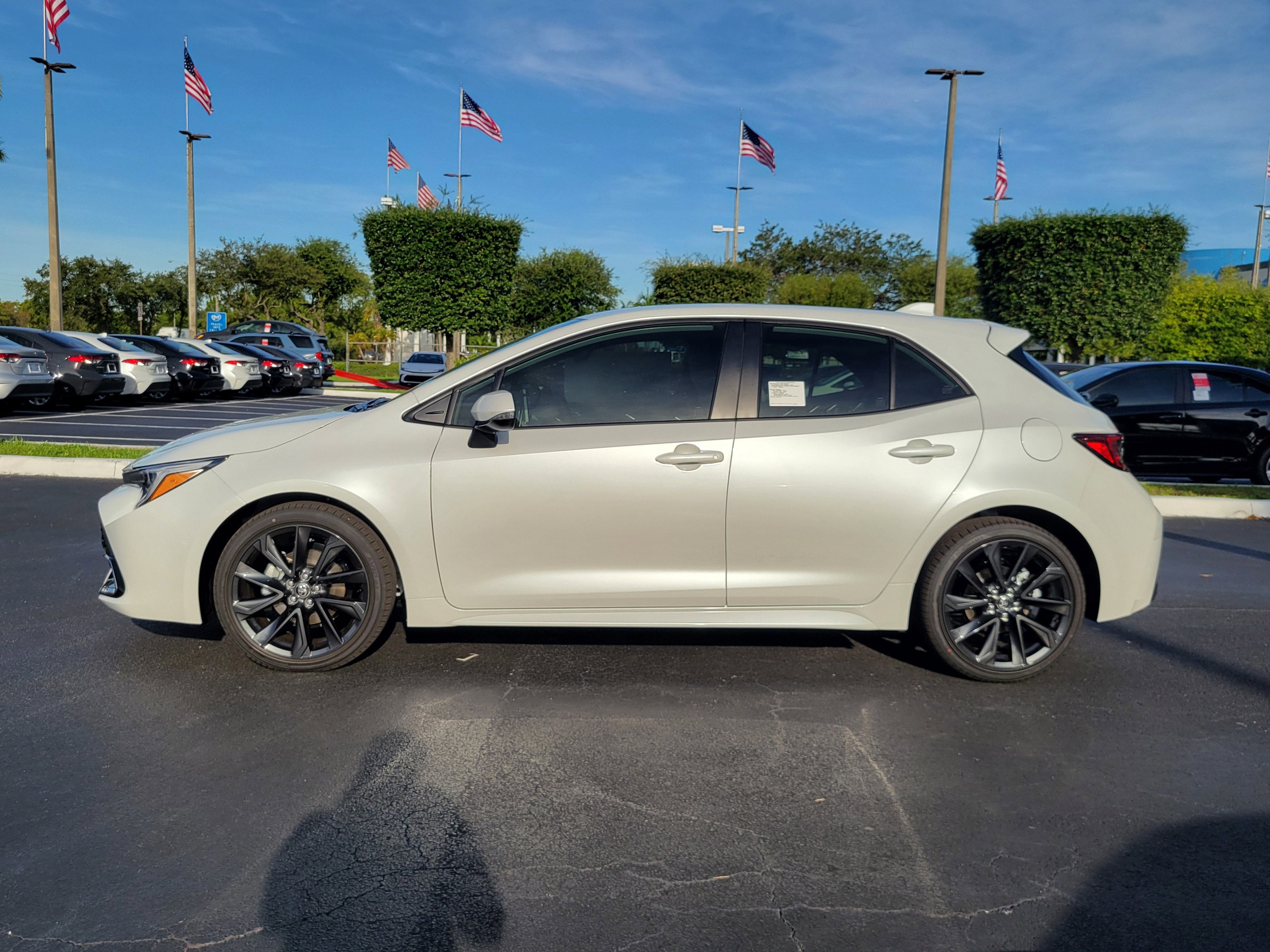 2025 Toyota Corolla Hatchback XSE
