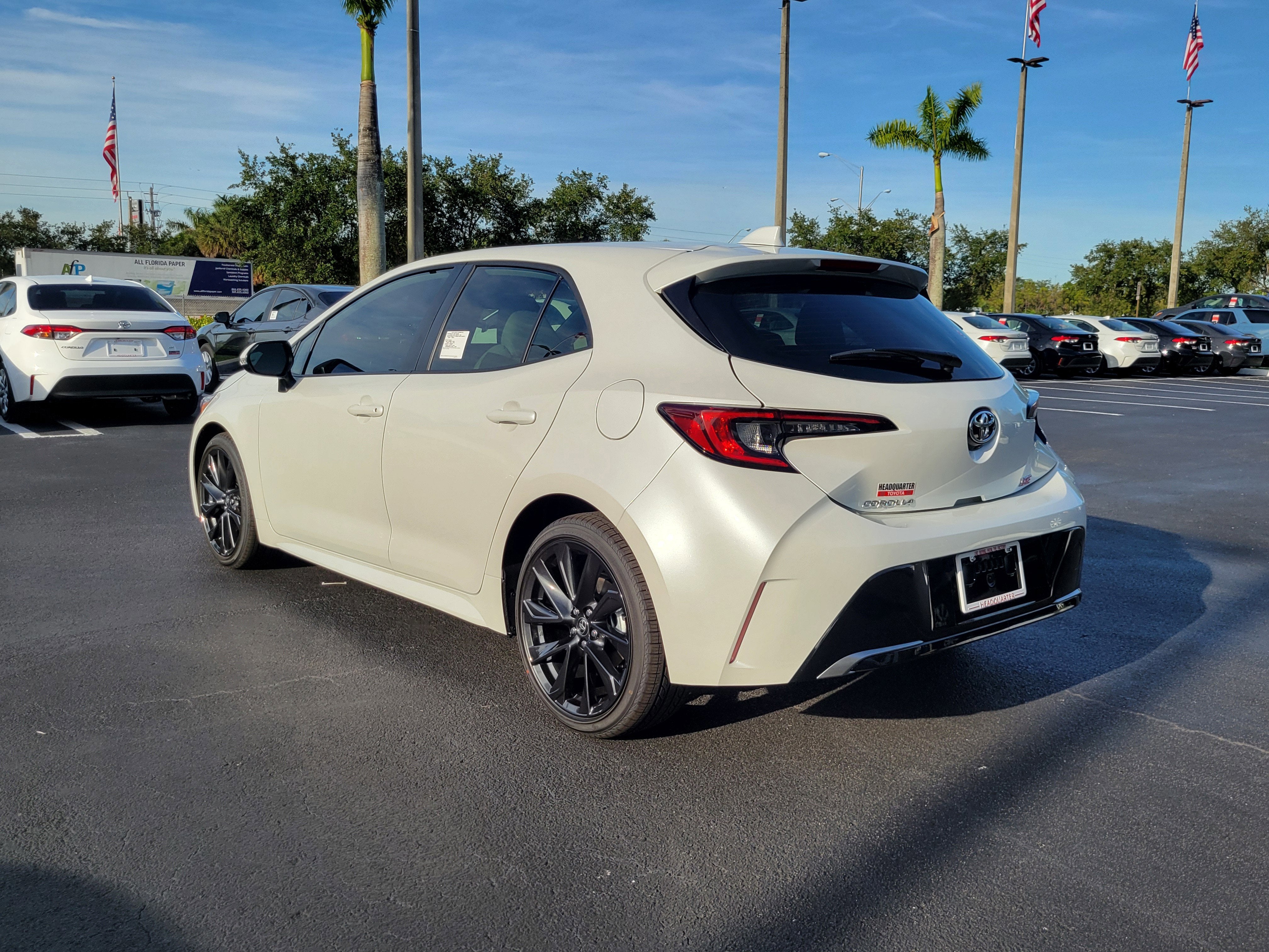 2025 Toyota Corolla Hatchback XSE