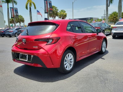 2026 Toyota Corolla Hatchback SE