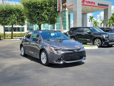 2027 Toyota Corolla Hatchback SE