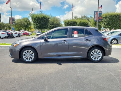 2027 Toyota Corolla Hatchback SE