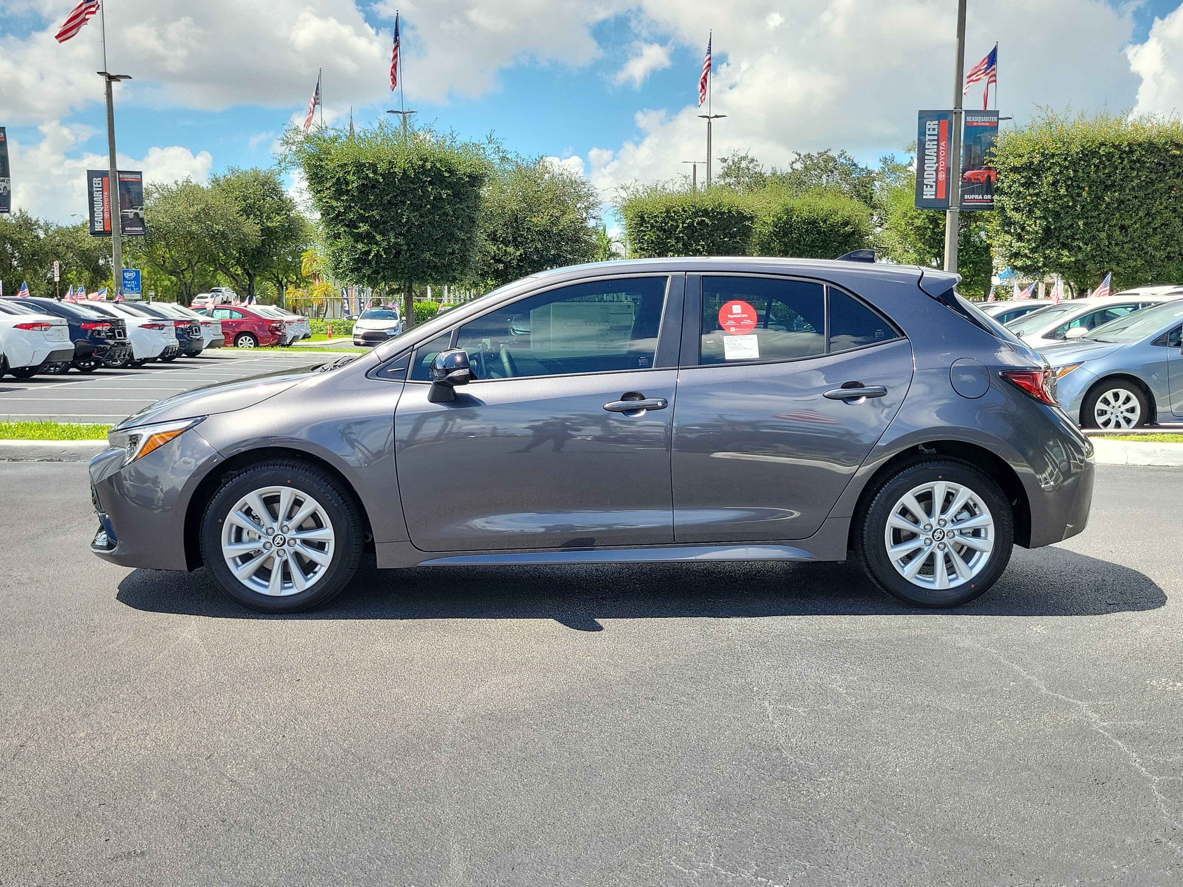 2027 Toyota Corolla Hatchback SE