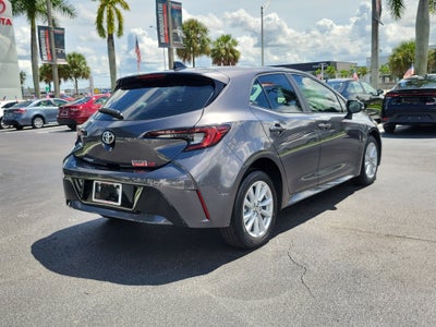 2027 Toyota Corolla Hatchback SE