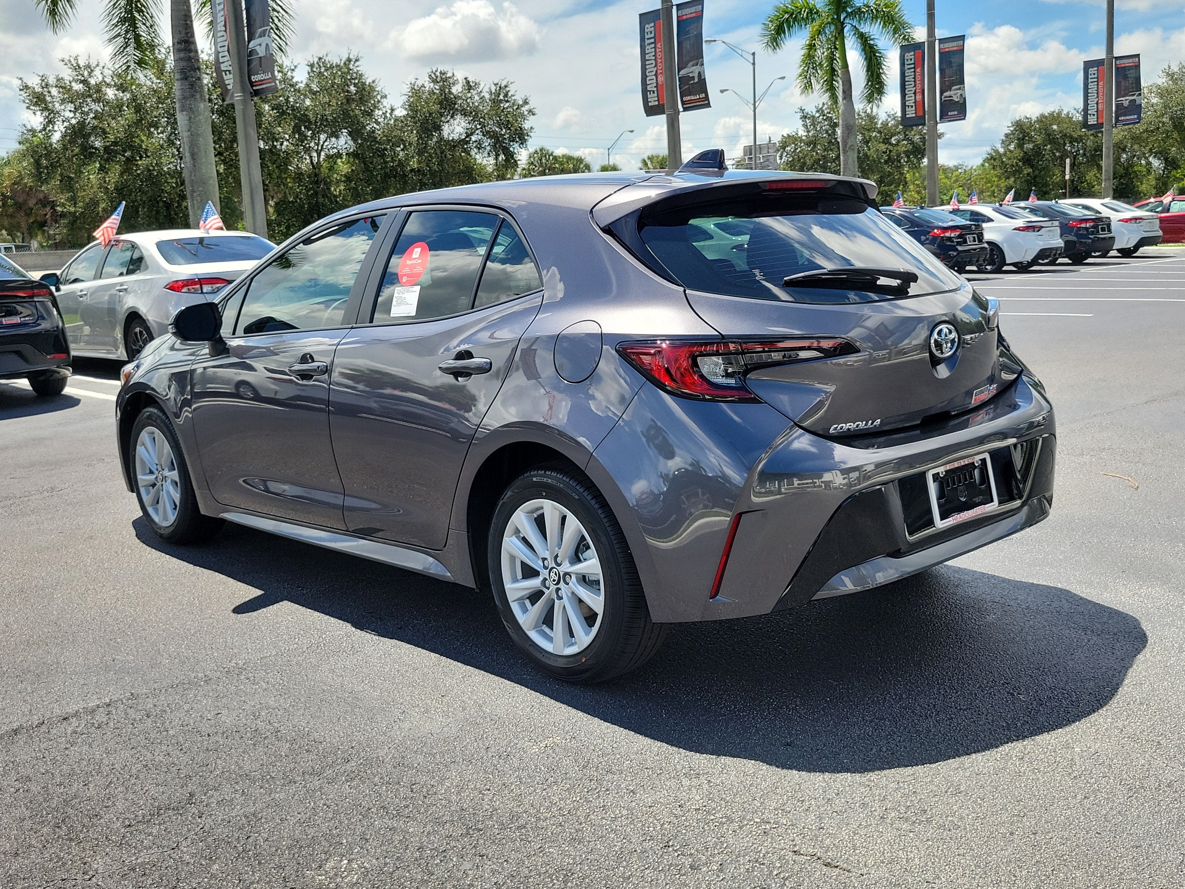 2027 Toyota Corolla Hatchback SE