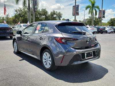 2027 Toyota Corolla Hatchback SE