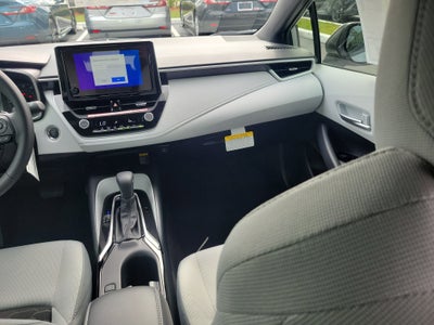 2026 Toyota Corolla Hatchback SE