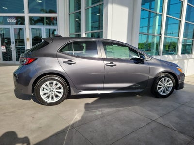2027 Toyota Corolla Hatchback SE