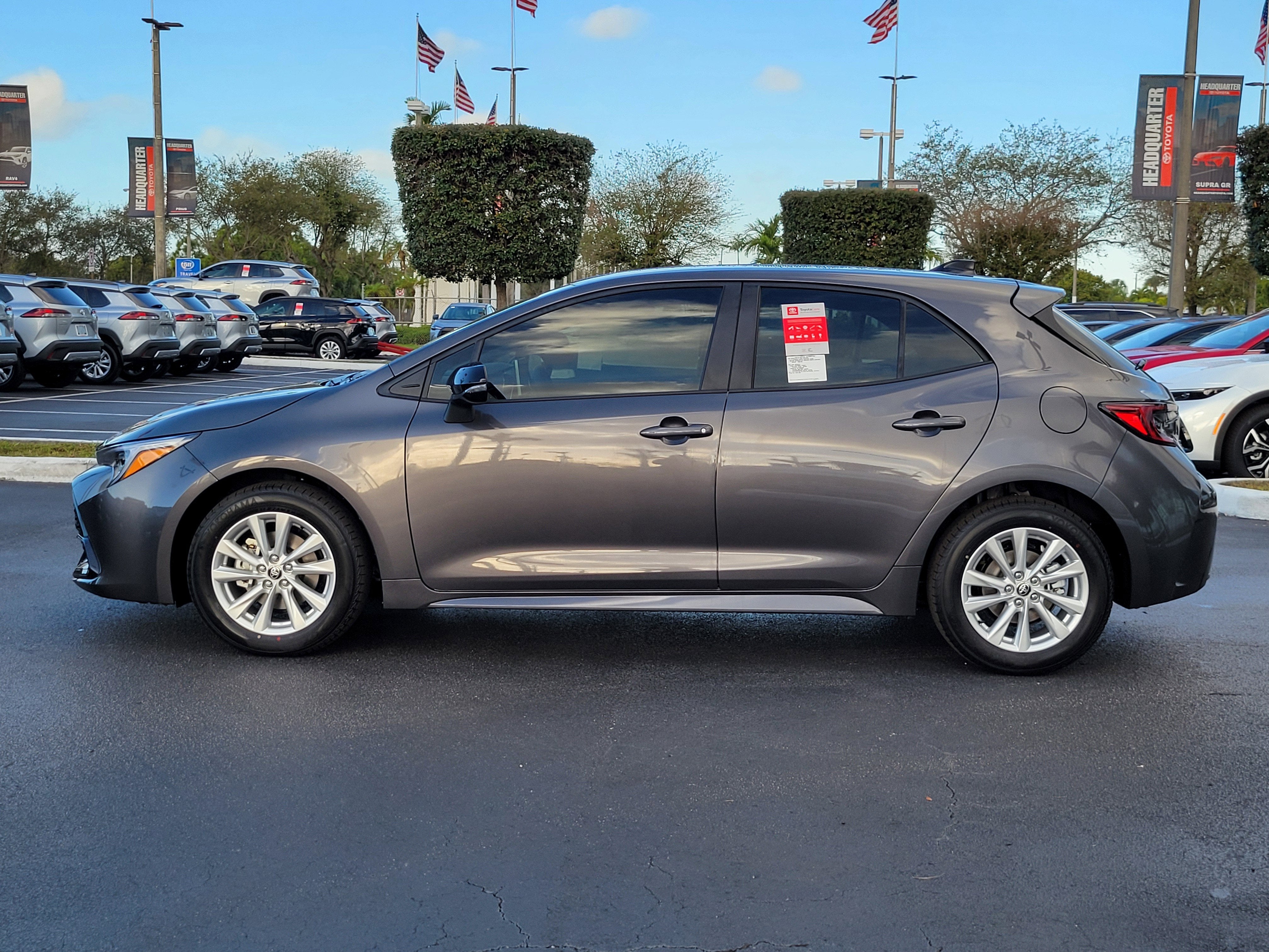 2026 Toyota Corolla Hatchback SE