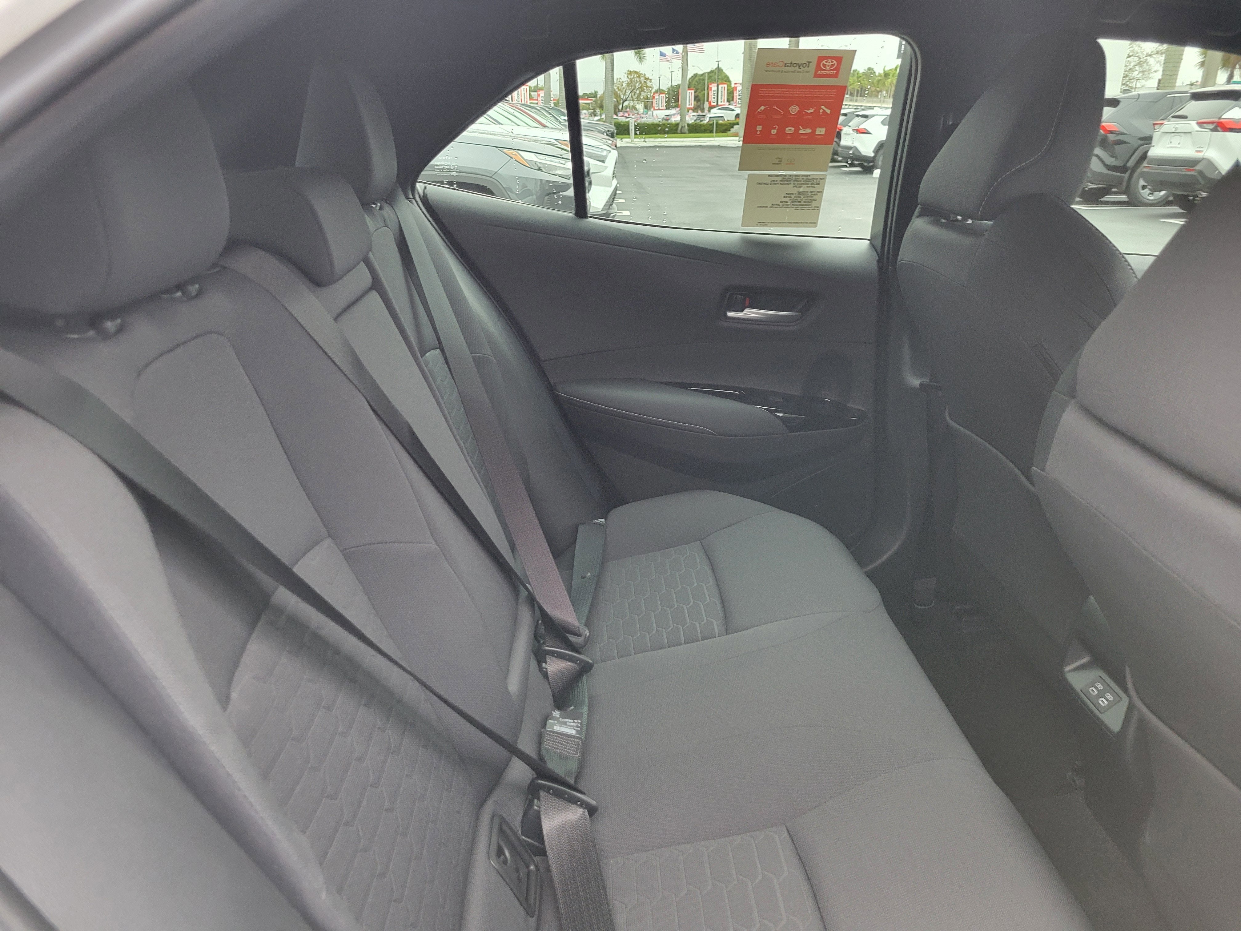 2026 Toyota Corolla Hatchback SE